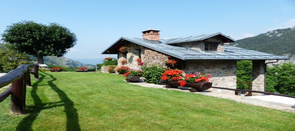 Cottage with Garden 